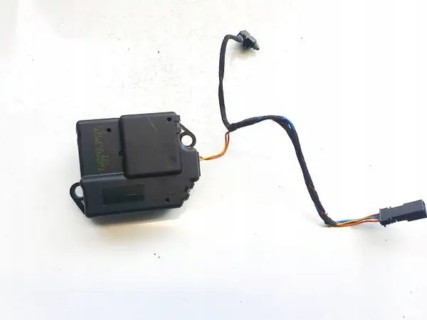 Lämmitysklappimoottori OEM 8129a Audi A4 1.9L image 2