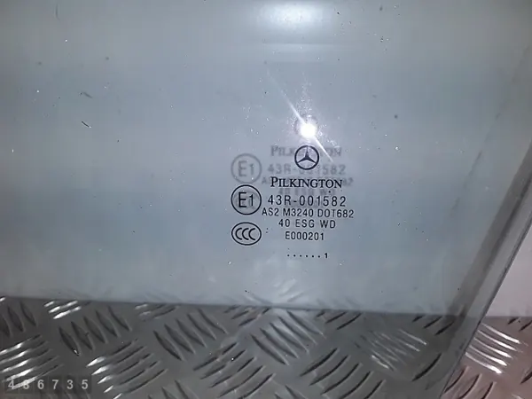 Mercedes Türglas OEM E143R001582 - Gebraucht image 3