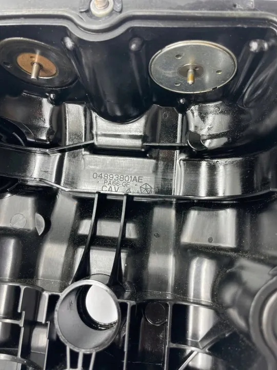 Klepdeksel OEM 04893801AE voor 3.6L motor image 3