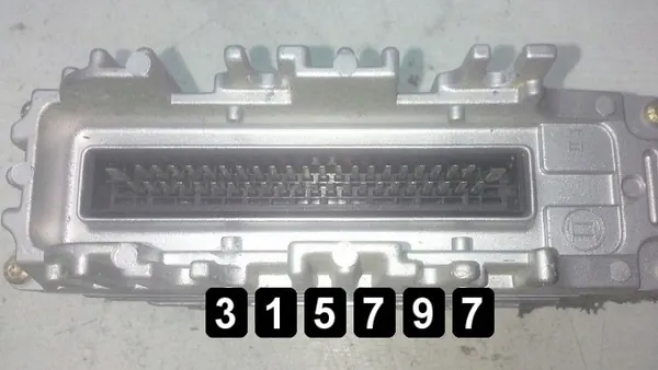 ECU VW Polo OEM AM-315797 Modelo 1995 image 3