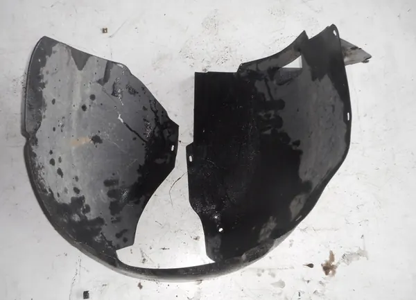 VW Scirocco 08 Front Left Wheel Arch 1K8805911A image 2