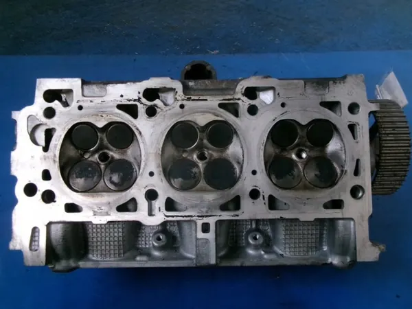 OEM 4663894T Oikea Sylinterikansi Chrysler 300M 3.5L image 6