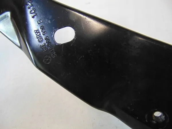 VW GOLF VI 6 Halter vorderer rechter Panel 5K0806930B image 3