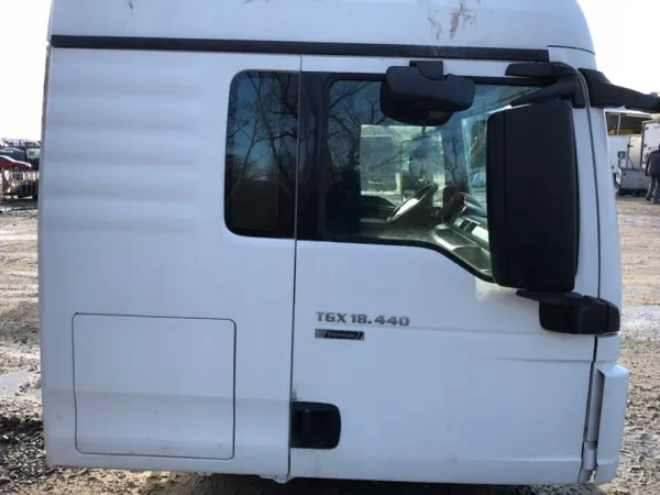 Komplette Kabine für MAN TGX I 18.440 EURO 6 XLX BRUTTO image 3
