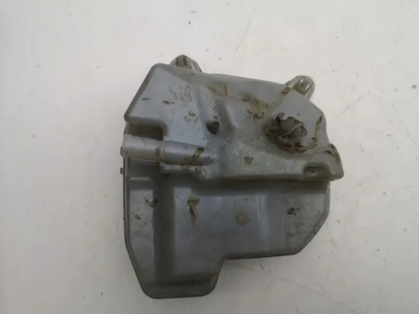 Audi A1 2019 Kühlmittel-Ausdehnungsbehälter OEM 2Q0121407B image 4