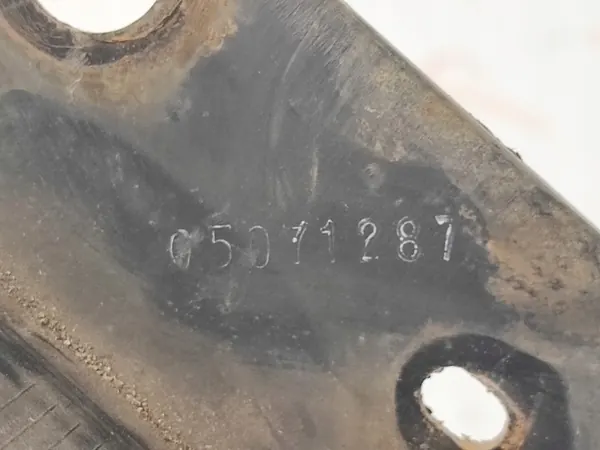 Refuerzo parachoques delantero HYUNDAI ix35 OEM image 3