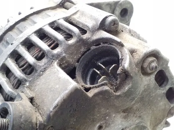 Generaattori SUBARU LEGACY III ESTATE 2.2L bensiini image 3