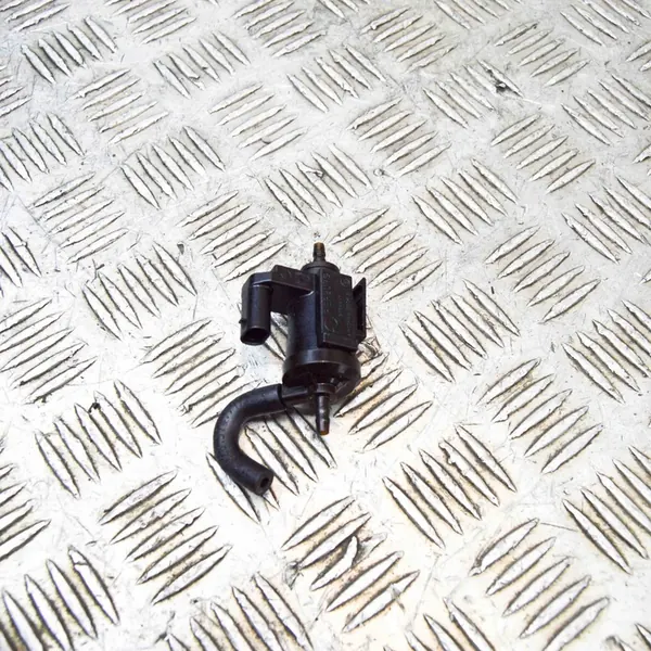 Porsche 911 991 2017 Vacuum Valve / Turbo Solenoid image 3