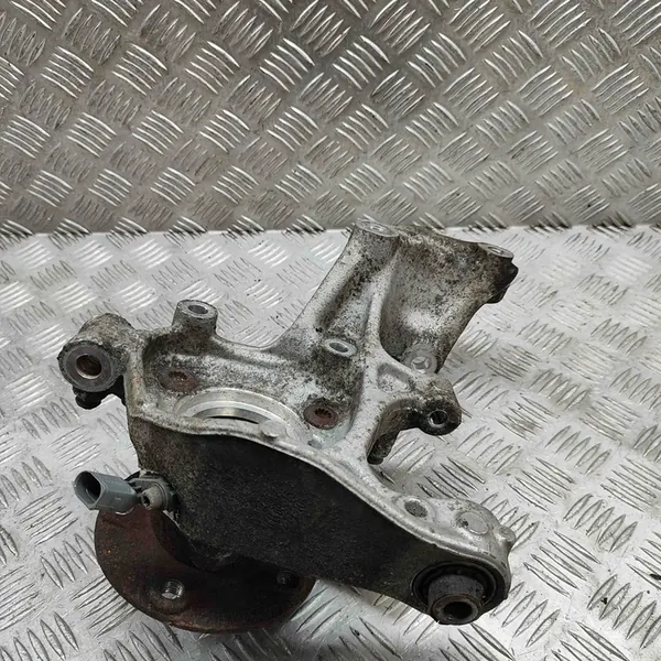 Mozzo Posteriore Sinistro VW Golf VII 5Q0505435J image 4