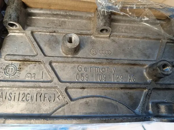 Culasse Gauche Audi SQ5 Q5 8R OEM 059103063HT image 6