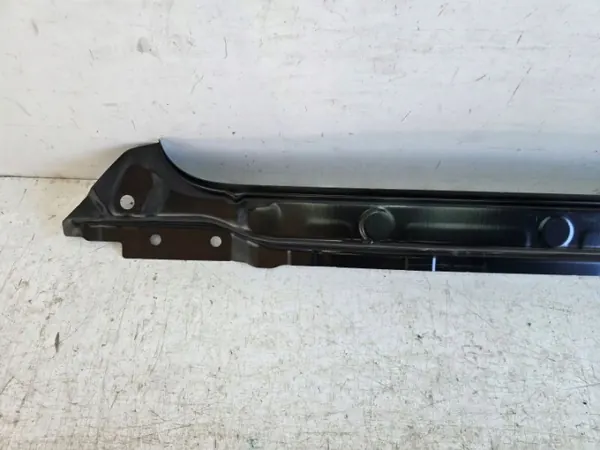 Skoda OE Takavyö OEM 5E7813309...7 Käytetty image 3