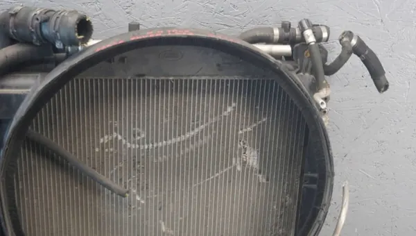 Land Rover Radiatorpakket OEM JKM23573 voor Range Rover L322 image 3
