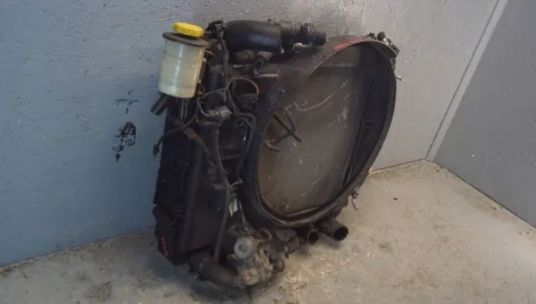 Land Rover Radiatorpakket OEM JKM23573 voor Range Rover L322 image 8