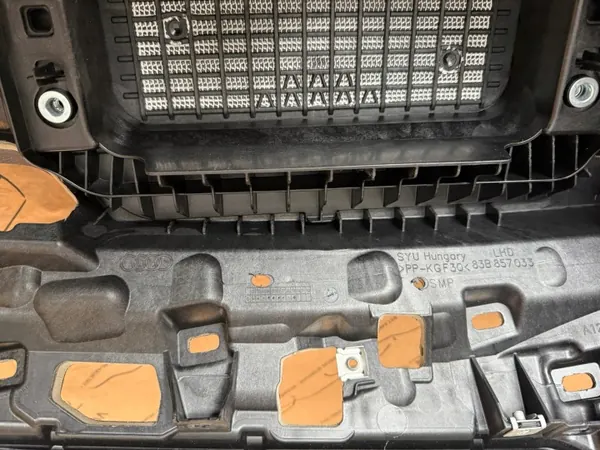 Consola do Painel Audi Q3 83A OEM 83B857001 image 10