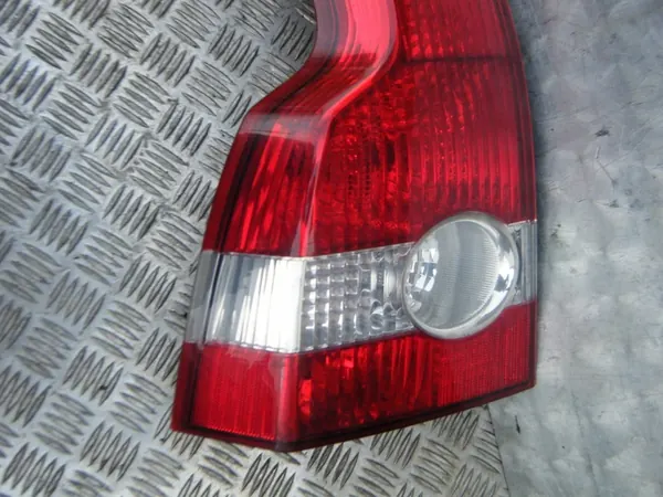 VOLVO V50 (04-07R) Lámpara Trasera Izquierda 30678749 image 4