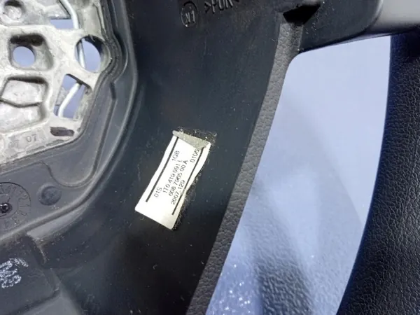 VW Touran I 1T Ohjauspyörä OEM 1T0419091L image 5