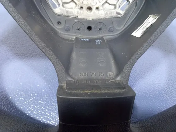VW Touran I 1T Ohjauspyörä OEM 1T0419091L image 6