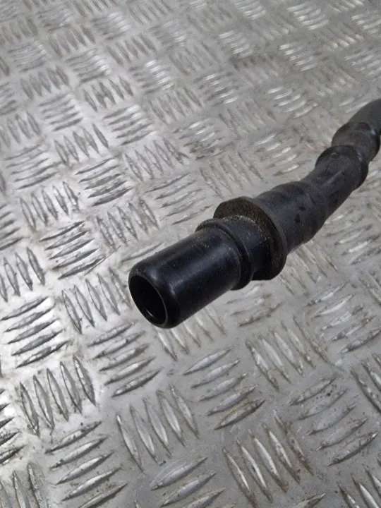 Porsche Boxster 982 2017 Vakuumslang image 3