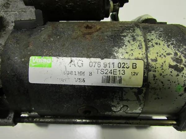 Motor de arranque Volkswagen Crafter 2.5 TDI CEB image 2