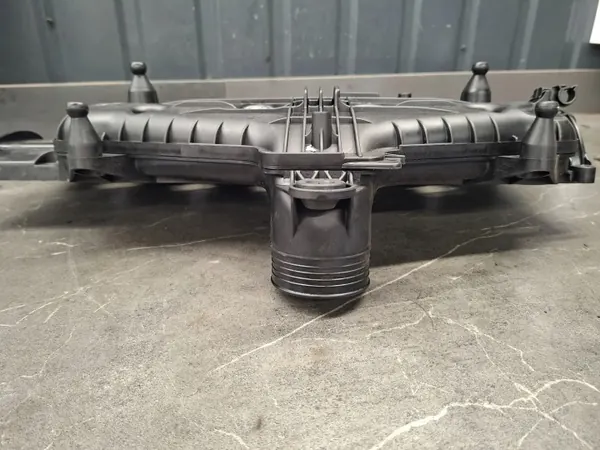 Couvercle de soupape OEM 31330239 pour Volvo D5 image 6