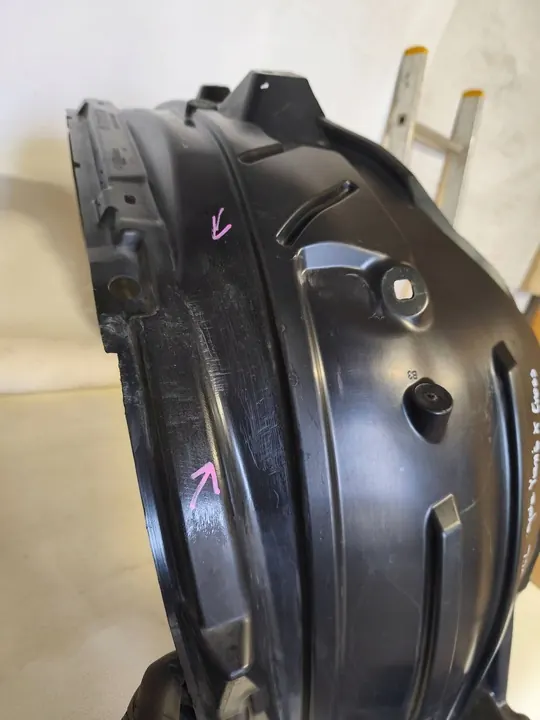 Etumma Oikea Lokasuoja Toyota Yaris Cross image 5