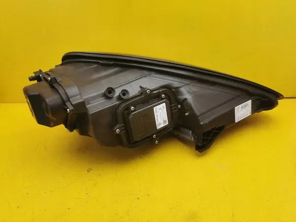 Porsche Panamera 970 LIFT Voorlinker Koplamp 97063197303 image 5