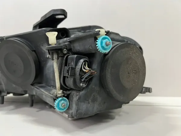 Faros derecho Audi A3 8P Lift Xenon LED 8P0941030BE image 7