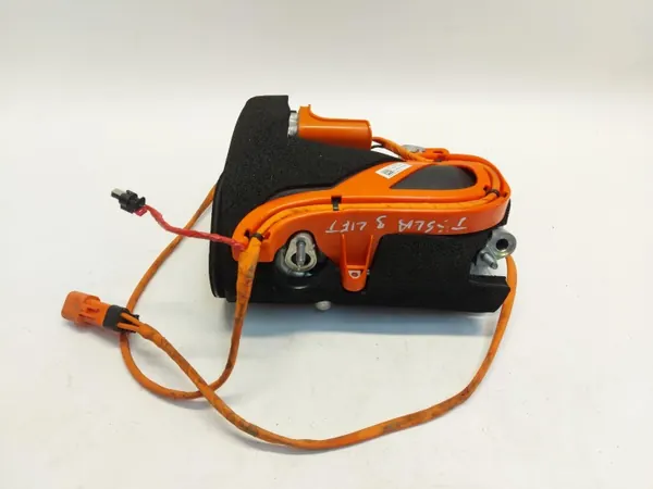 Conduto compressor ar condicionado Tesla OEM 1507971-05-E image 2