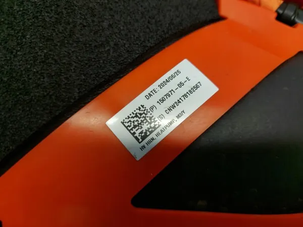 Conduto compressor ar condicionado Tesla OEM 1507971-05-E image 4