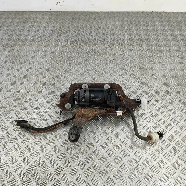Compresseur de Suspension Audi A6 Avant 4.0L image 3