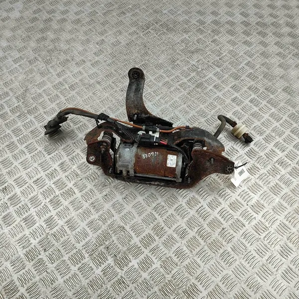 Compresseur de Suspension Audi A6 Avant 4.0L image 4