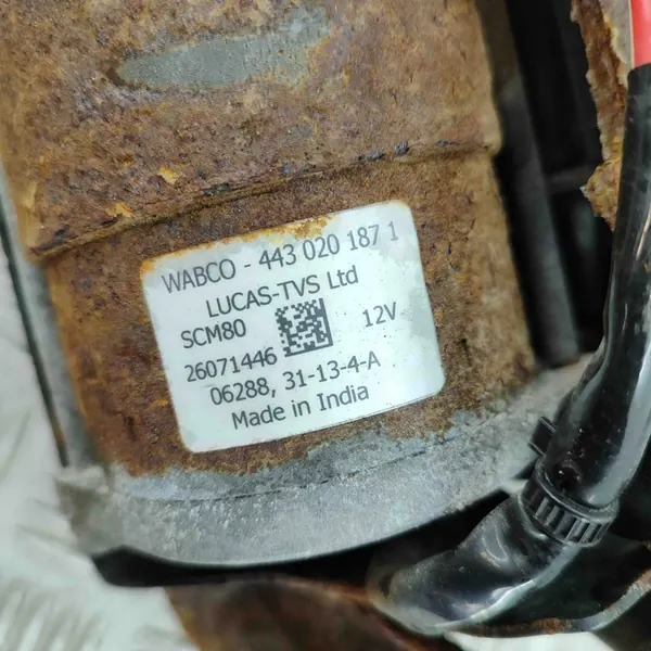 Compresseur de Suspension Audi A6 Avant 4.0L image 6