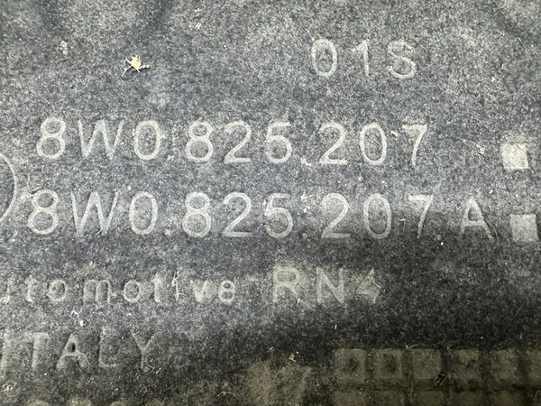 AUDI A4 B9 Underredsskydd Vänster 8W0825207 OEM image 3