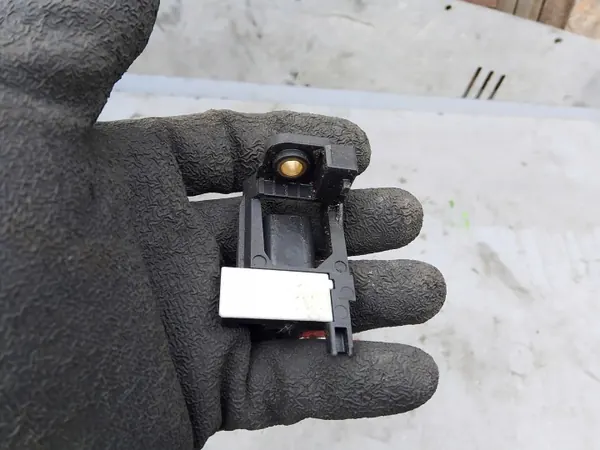 Sensor Opel Corsa E OEM 24578792CA - Gebruikt image 4