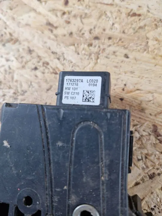 OEM 1763297A Front Schiebedachmotor für Peugeot 3008 II image 4