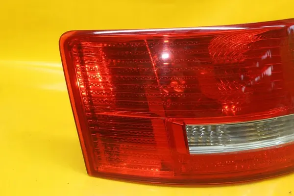 Luz Trasera Izquierda Sedan Audi A6 C6 image 3