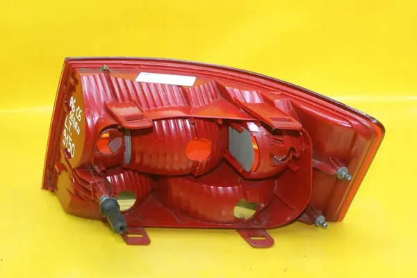 Luz Trasera Izquierda Sedan Audi A6 C6 image 5