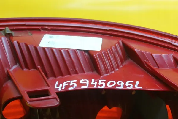 Luz Trasera Izquierda Sedan Audi A6 C6 image 9