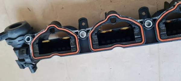 A6 C7 4G Lift Ansaugkrümmer 3.0 TFSI Links 06E133109AT image 2