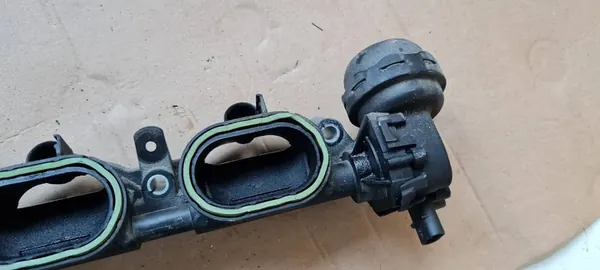 A6 C7 4G Lift Ansaugkrümmer 3.0 TFSI Links 06E133109AT image 3