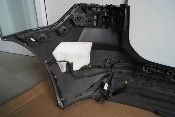 Paraurti posteriore completo VW Touran 5TA R-Line LI7F image 9
