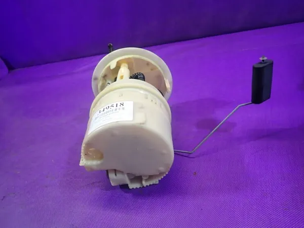 PEUGEOT 206 98-03 Brandstofpomp 9643320380 image 4