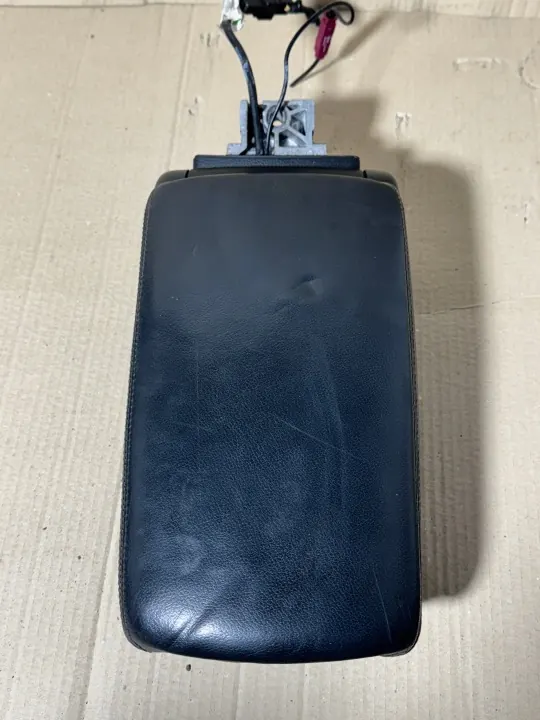 Apoio de Braço Audi A6 C6 OEM 4F0864114 - Couro image 3