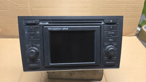 Écran de navigation OEM 8E0035192B pour Audi A4 B6 image 2