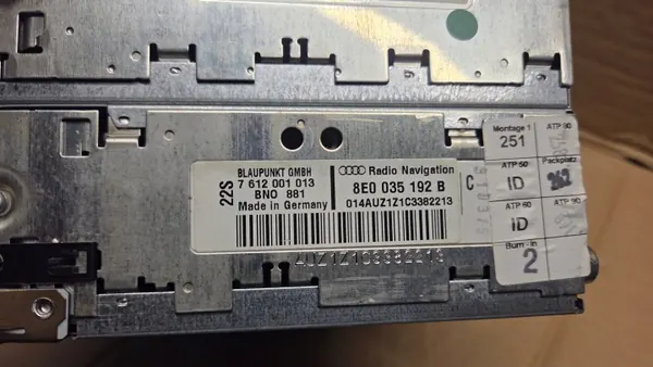 Écran de navigation OEM 8E0035192B pour Audi A4 B6 image 6