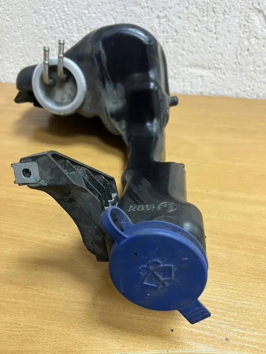 Spolarbehållare OEM D6738 för Mercedes-Benz E W212 image 4