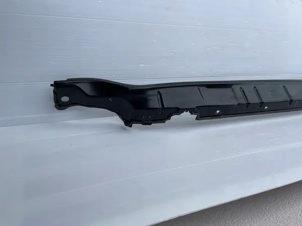 Joint de pare-brise Audi Q3 83A805277B OEM d'occasion image 5