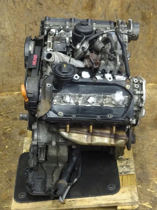 AUDI A4 B7 04-08 A6 C6 04-08 3.0 TDI Moottori image 5