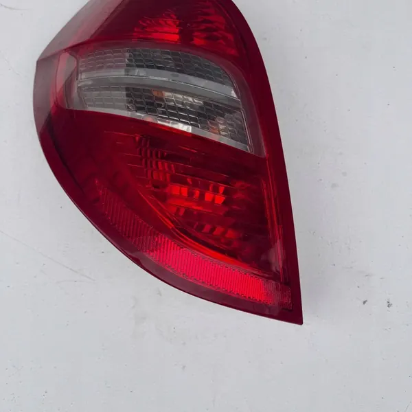 LÁMPARA TRASERA IZQUIERDA A1698202764 MERCEDES image 2