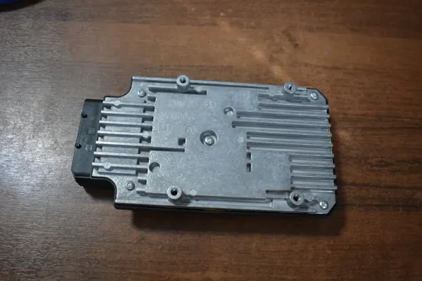 Module de suspension OEM 971907553AJ pour Porsche Panamera image 3